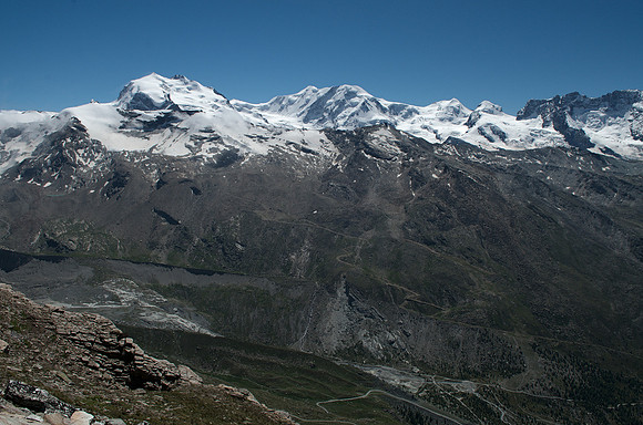 Rothorn 3103m - panorama looking south: Monte Rosa massiv, Liskamm 4527m, Castor 4228m and Pollux 4092m (left to right)