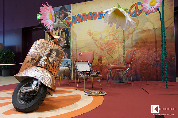 photo session for Wasami and cool Crosley record players