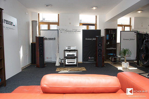 Sonus Faber Il Cremonese speakers powered by Audio Research