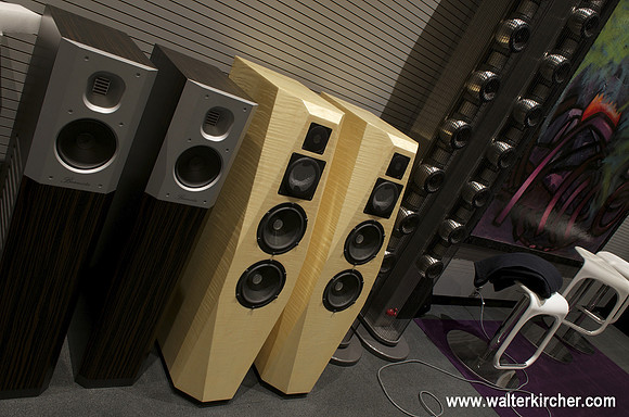 loudspeaker parade...