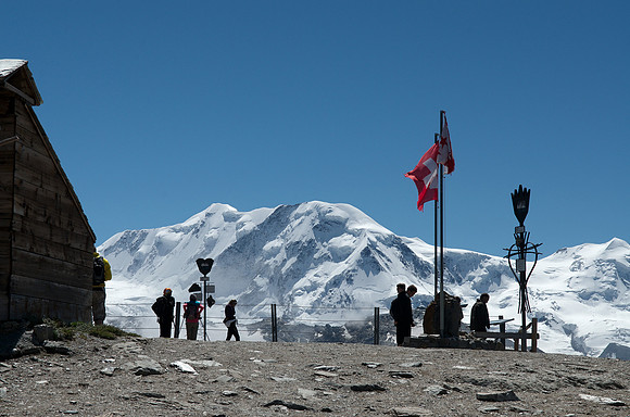 Rothorn 3103m - looking south: Breithorn 4165m