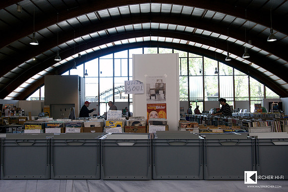 Georg Rupert from Pure Dynamics hifi-shop at his vinyl booth