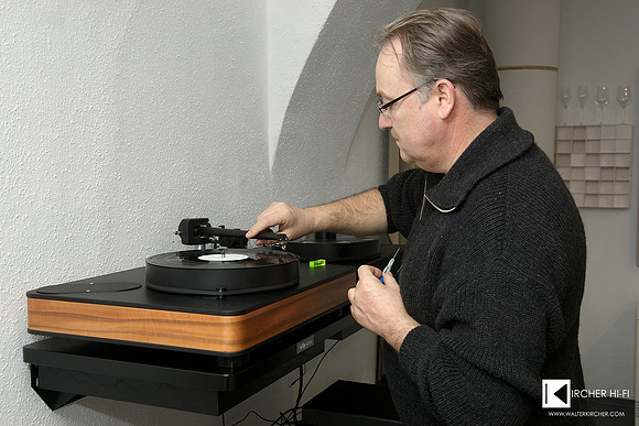 Dr. Chris Feickert setting up arm and catridge