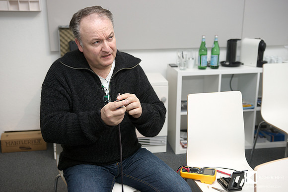 Final pic: Chris checking an Ikeda phono cable of Austrian dealer