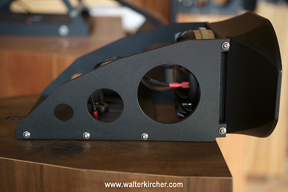 Blumenhofer Acoustics showroom: 1,4” Compression Driver of Genuin FS2 model - you can set the exact time alignment for your personal listening spot.