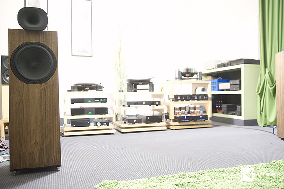 Blumenhofer Genuin FS3 MK2 horn loudspeakers