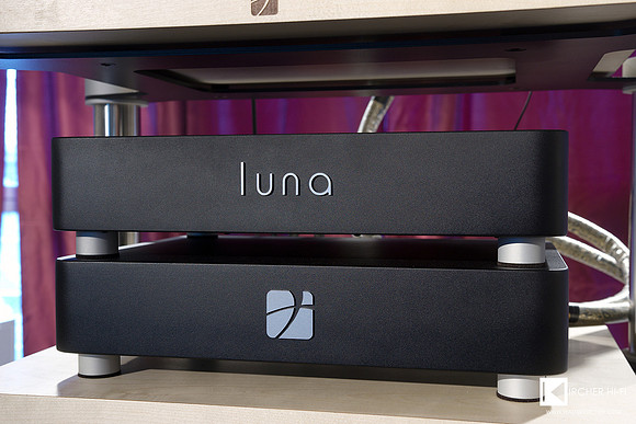 LUNA tube phono preamplifier