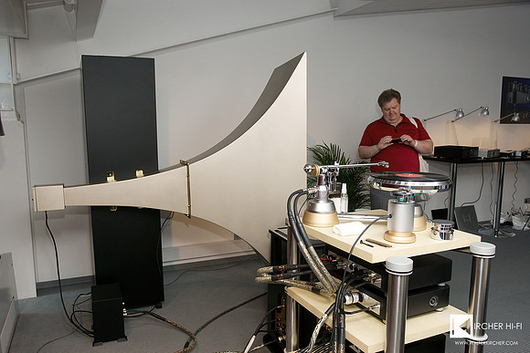 Look at the gorgious Tune Audio mid-range horn!