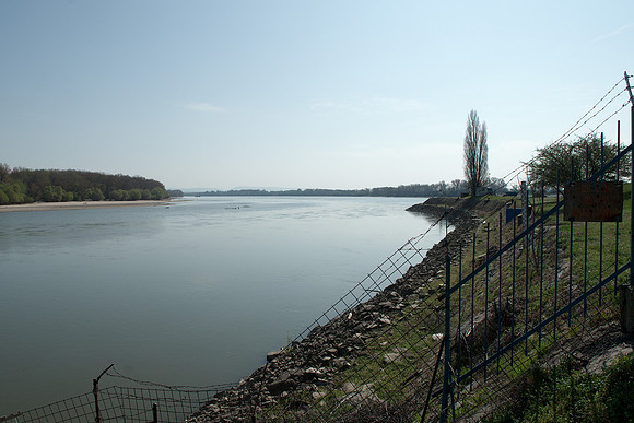 Komarno, Slovakia: Vah river meeting Danube river