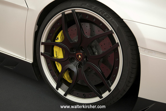 HIGH END 2014: Italian sound - Lamborghini detail!!!