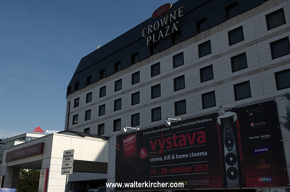High End Slovakia 2013 - 2 luxury hotels in center of Bratislava: Crowne Plaza and Austria Trend Hotel!