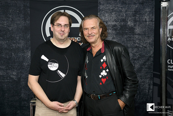 Hans Theessink with Michael Holzinger (owner of Sempre Audio magazine)