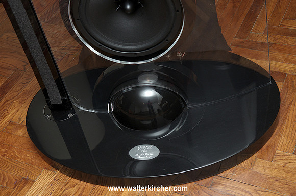 SoulSonic Impulse SE flagship dipole speaker detail