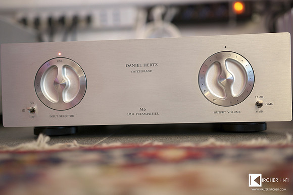 Daniel Hertz M6 L preamplifier feeded by Mac Book and ingenious Master Class audio player software