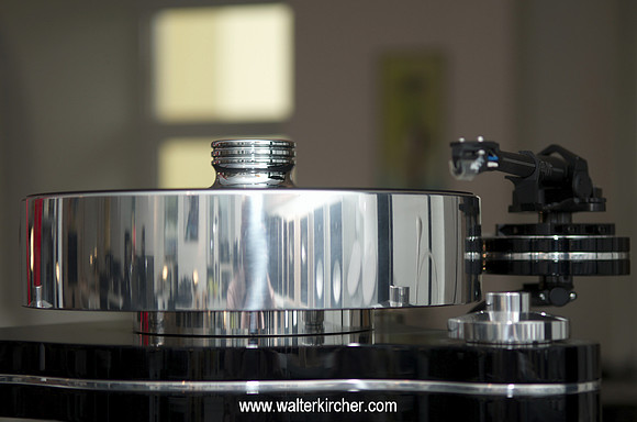 Transrotor turntable detail