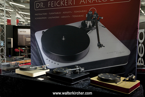 HIGH END 2014: Dr. Feickert Analogue turntable booth