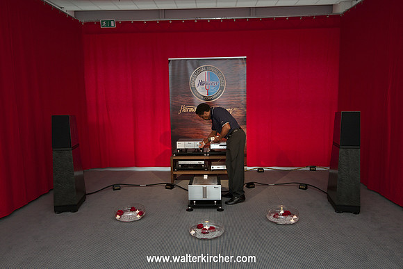 HIGH END 2014: Reimyo electronics (with Harmonix tools) driving the new Verity Audio Parsifal Anniversary speaker
